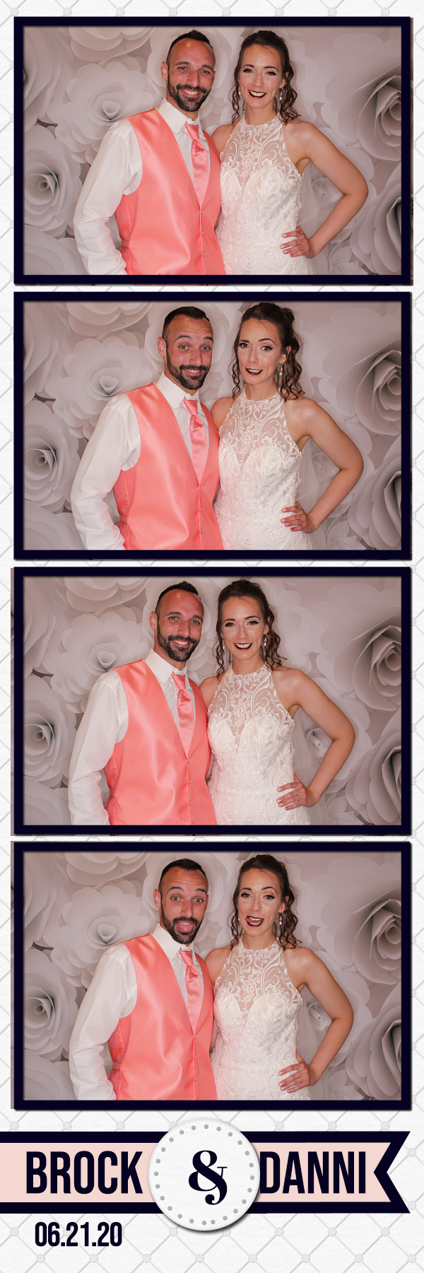 Danni and Brock’s Wedding | View more photos from the event at gallery.photoboothbillings.com/u/PhotoBoothBillings/Danni-and-Brock’s-Wedding